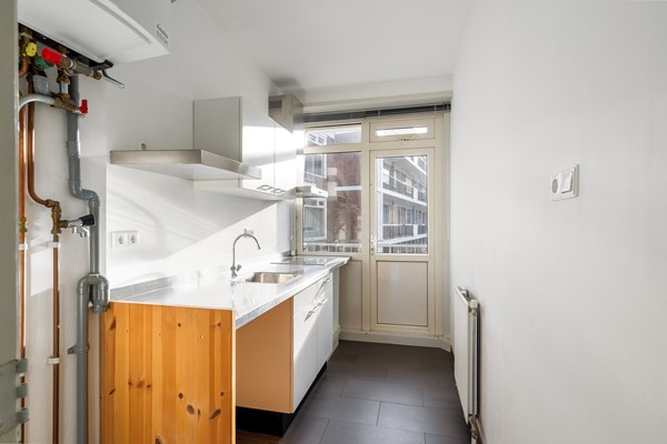 Medium property photo - Admiraal de Ruyterweg 10C, 3031 AB Rotterdam